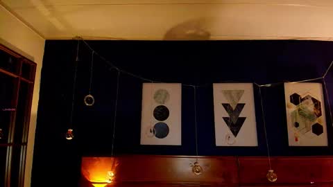 Dani online show from 11-26-25, 11:11