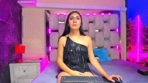 mahiara hot online show from 05-09-26, 01:05