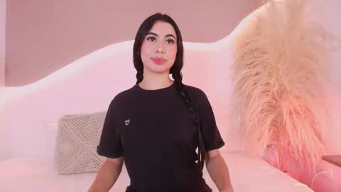 Snapshot of maia_lia_ chatting on 01-07-26, 01:52 MAIA LIA online show from 01-07-26, 01:52