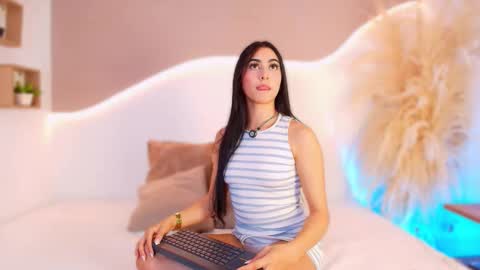 Snapshot of maia_lia_ chatting on 03-15-26, 12:38 MAIA LIA online show from 03-15-26, 12:38