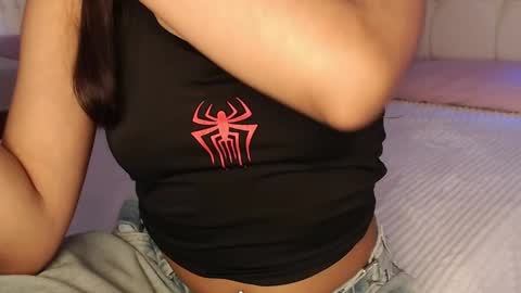 Maia Reficco online show from 04-24-26, 06:54