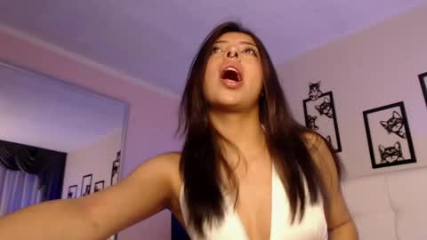 Maia Reficco online show from 05-29-26, 08:07