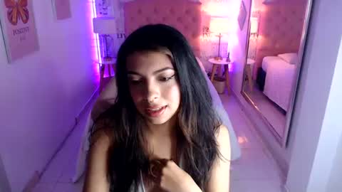 Maia Reficco online show from 06-27-26, 12:55