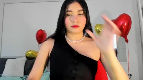 Maia online show from 02-24-25, 12:37