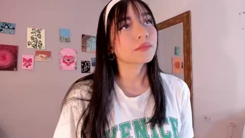 Maia online show from 07-25-26, 12:36
