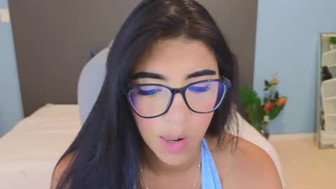 Maiaa Ruiz  online show from 10-16-25, 02:51