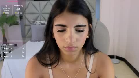 Snapshot of maiaa_ruiz chatting on 11-22-25, 02:49 Maiaa Ruiz online show from 11-22-25, 02:49