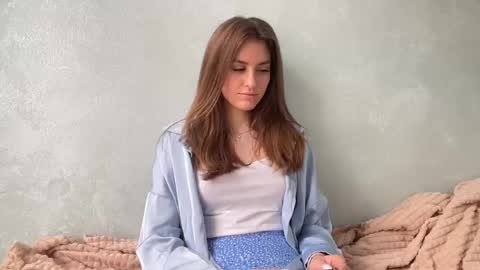 M I A online show from 05-14-26, 08:32