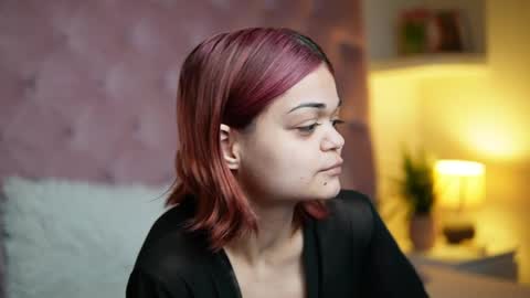  Maia  online show from 04-25-26, 08:06