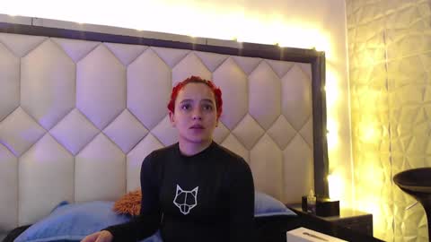 Snapshot of maiapark chatting on 02-07-25, 11:23 Maia online show from 02-07-25, 11:23