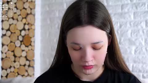 Snapshot of maidabuoy chatting on 11-15-25, 02:09 Lucy online show from 11-15-25, 02:09