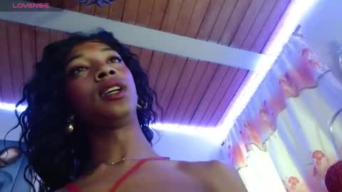 Bella Maidi online show from 12-23-24, 04:39