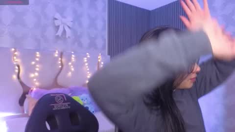 maiily_tay online show from 02-13-26, 11:50