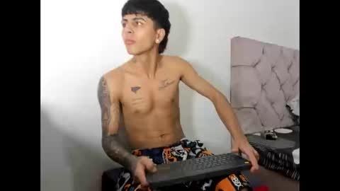 Snapshot of maikdemon_ chatting on 06-08-26, 10:43 maikdemon_ online show from 06-08-26, 10:43