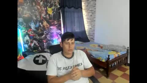 maiker lozano online show from 10-22-25, 06:51