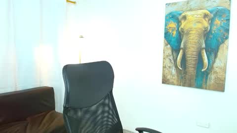 I am Maik online show from 11-25-25, 10:10