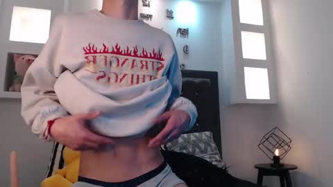 Snapshot of maiky_cooper chatting on 03-05-25, 07:38 Maiky Cooper online show from 03-05-25, 07:38