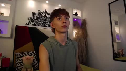 Maiky Cooper online show from 11-21-25, 03:38