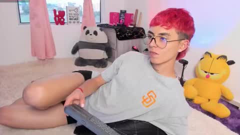 maiky_cooper01 online show from 02-22-26, 08:51