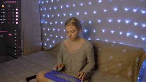 Your kitty online show from 01-22-25, 03:29