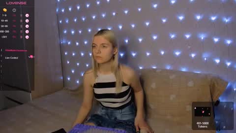 Your kitty online show from 02-25-25, 04:00