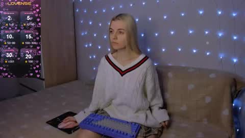 Your kitty online show from 02-13-26, 04:03