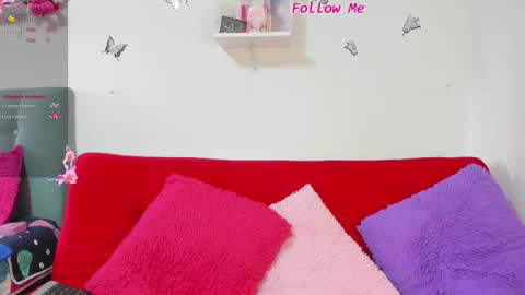 mailyn bakerrr  online show from 03-01-26, 08:00