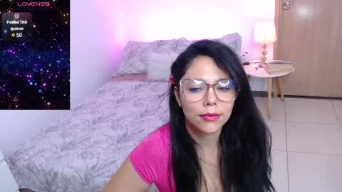 Snapshot of mailywindsor chatting on 01-06-25, 12:35 Maily online show from 01-06-25, 12:35