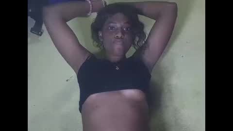 Snapshot of maissa687177 chatting on 10-24-25, 09:11 maissa687177 online show from 10-24-25, 09:11