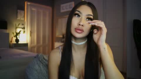 Snapshot of maistream chatting on 02-19-26, 06:26 Mai online show from 02-19-26, 06:26