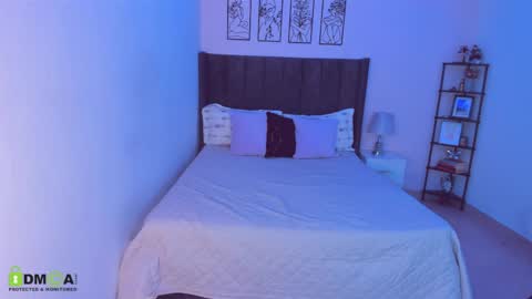 Maite online show from 04-25-26, 09:56