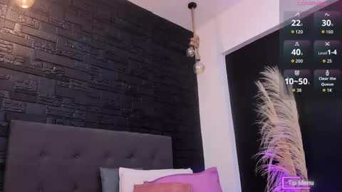 maite_smith69 online show from 10-11-25, 12:15