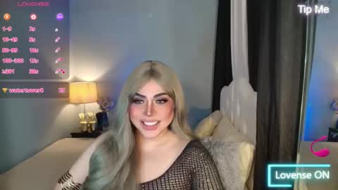 Snapshot of majestydannaxx chatting on 11-12-25, 06:25 majestydannaxx online show from 11-12-25, 06:25