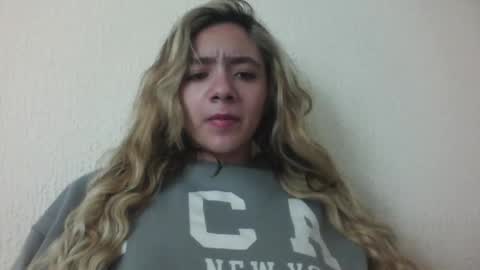 majo_gomezz online show from 11-28-25, 12:24