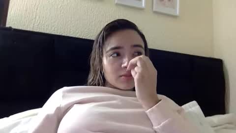 majo_gomezz online show from 04-17-26, 11:41