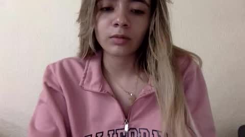 majo_gomezz online show from 04-27-26, 03:04