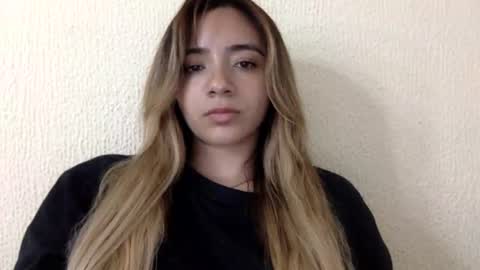 Snapshot of majo_gomezz chatting on 06-26-26, 04:50 majo_gomezz online show from 06-26-26, 04:50