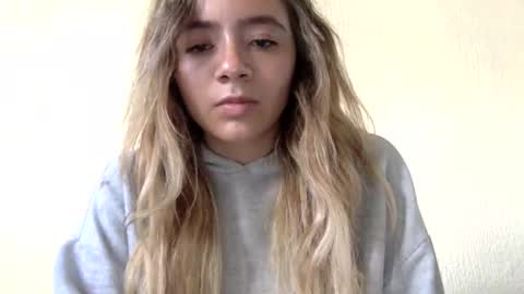 Snapshot of majo_gomezz chatting on 07-28-26, 07:39 majo_gomezz online show from 07-28-26, 07:39