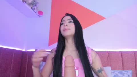 Snapshot of majoogomez chatting on 11-14-25, 10:25 Majo Gomez online show from 11-14-25, 10:25