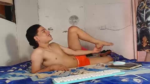 Snapshot of makell_bundchen chatting on 05-20-26, 02:23 makell_bundchen online show from 05-20-26, 02:23