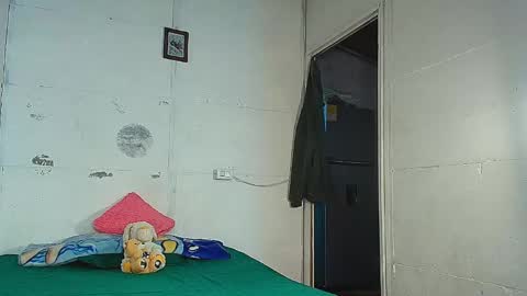Snapshot of makell_bundchen chatting on 05-31-26, 11:17 makell_bundchen online show from 05-31-26, 11:17
