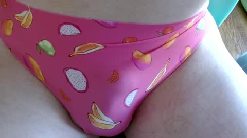 makemeplease89 online show from 04-28-26, 05:18