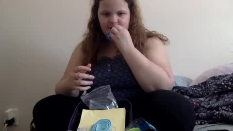 makemesquirt06 online show from 09-24-25, 09:51
