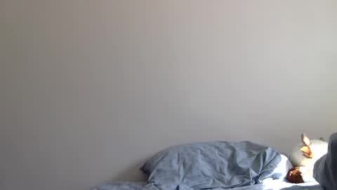 makemesquirt06 online show from 10-18-25, 08:53