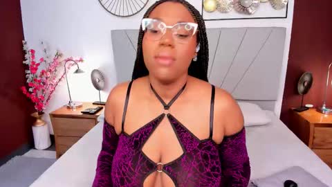 makena online show from 02-26-26, 03:38