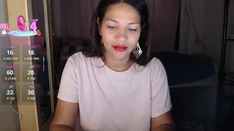 Snapshot of makennaa_1 chatting on 10-15-25, 10:15 MAKENNAA online show from 10-15-25, 10:15