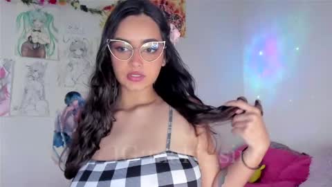 Maki Sins online show from 04-26-26, 10:40