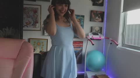 Snapshot of makiyahbelle2 chatting on 04-30-26, 05:03 MakiyahBelle online show from 04-30-26, 05:03