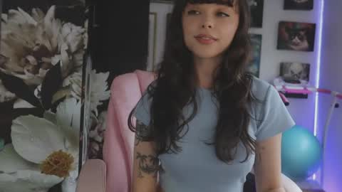 Snapshot of makiyahbelle2 chatting on 05-13-26, 06:00 MakiyahBelle online show from 05-13-26, 06:00