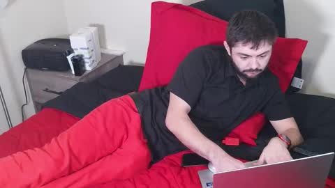 Snapshot of mako4eva chatting on 12-14-25, 05:07 mako4eva online show from 12-14-25, 05:07